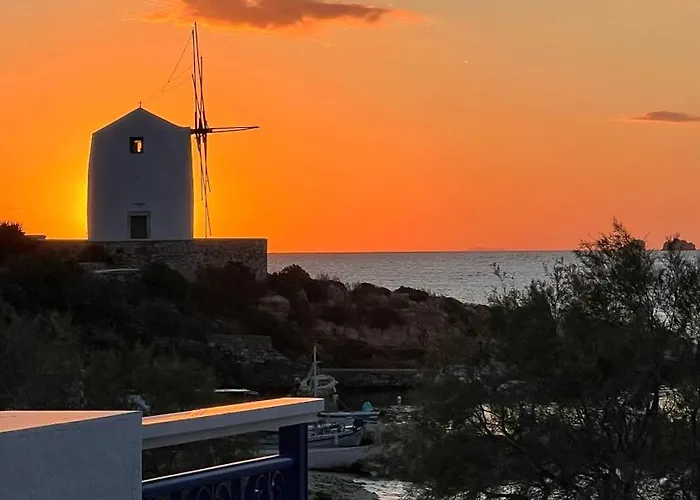 Stelios' Beachfront Retreat Holiday home