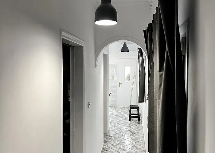 Stelios' Beachfront Retreat بيت للعطل باروس