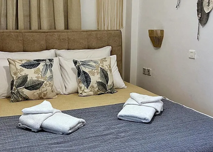 Stelios' Beachfront Retreat Parikia (Paros)