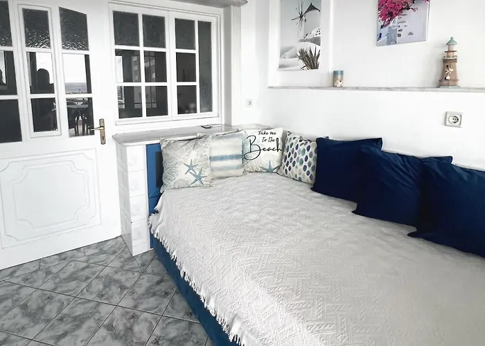 Stelios' Beachfront Retreat Holiday home